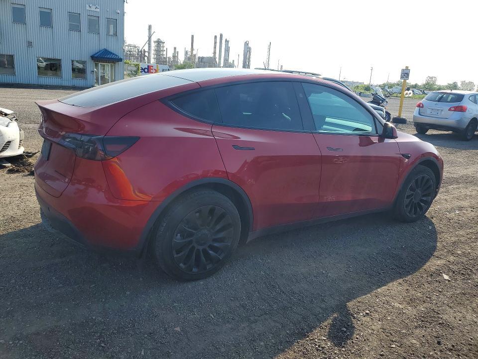 2024 TESLA MODEL Y — Фото 3 из 12