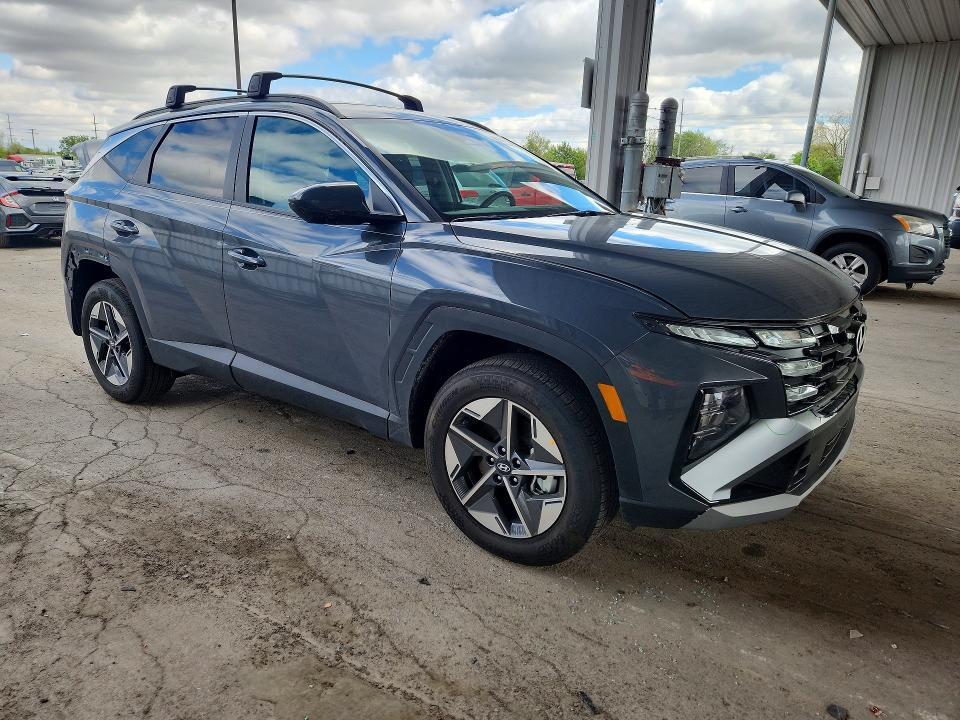 2026 HYUNDAI TUCSON SEL — Фото 4 из 13