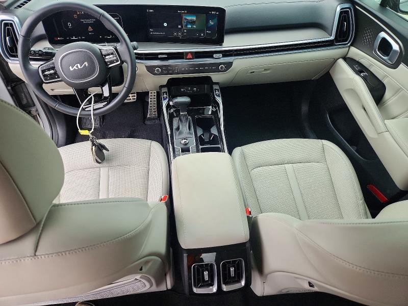 2025 KIA SORENTO SX — Фото 8 из 13