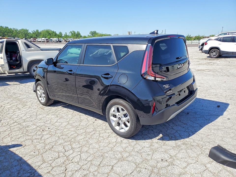 2025 KIA SOUL — Фото 2 из 13