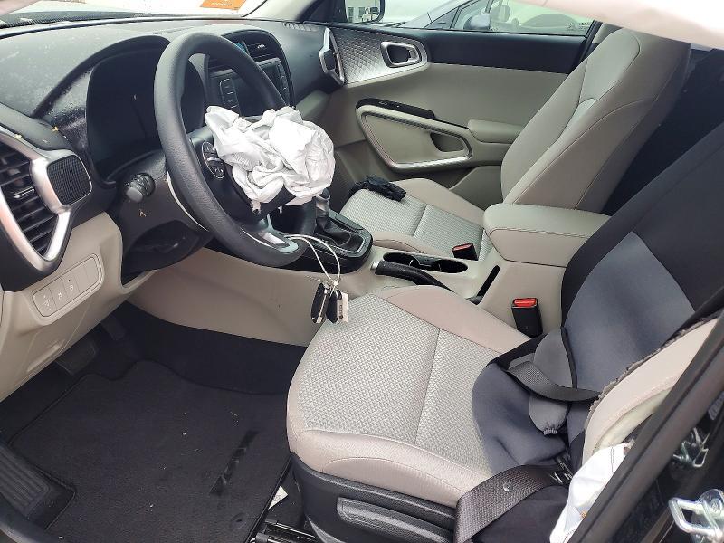 2025 KIA SOUL — Фото 7 из 13