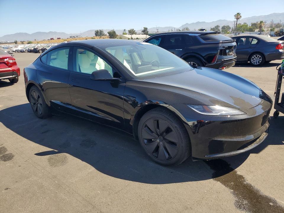 5YJ3E1EA1SF075283 2025 TESLA MODEL 3 photo no. 4