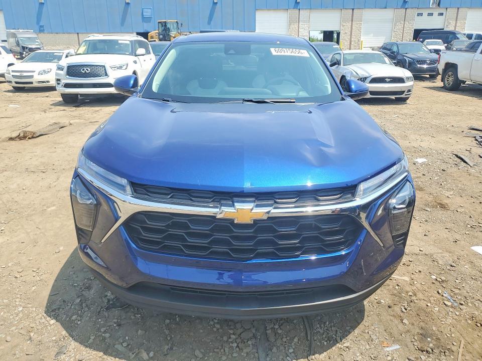 2024 CHEVROLET TRAX LS — Фото 5 из 13