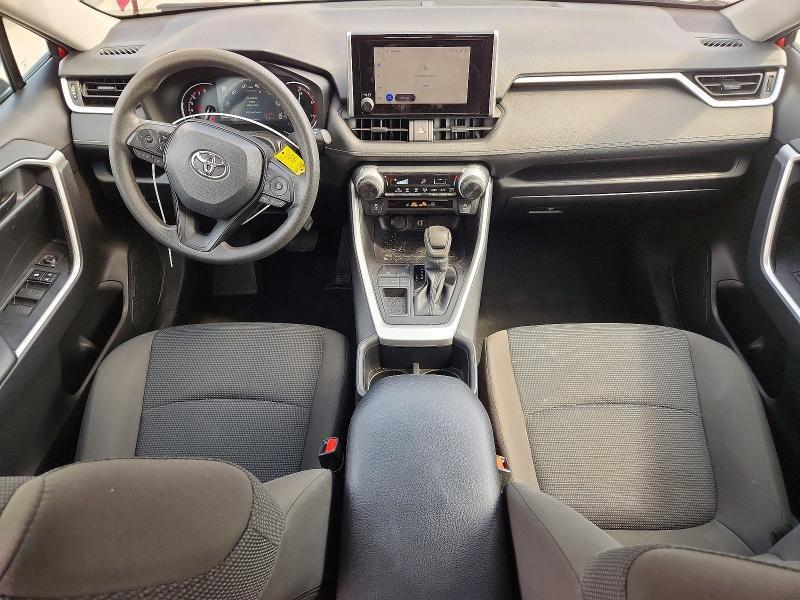 2024 TOYOTA RAV4 LE — Фото 8 из 13