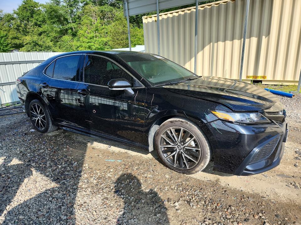 2024 TOYOTA CAMRY SE — Фото 4 из 13