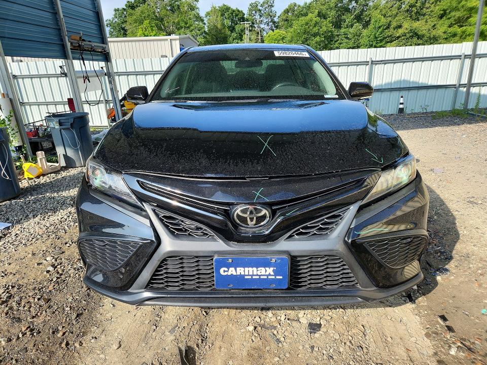 2024 TOYOTA CAMRY SE — Фото 5 из 13