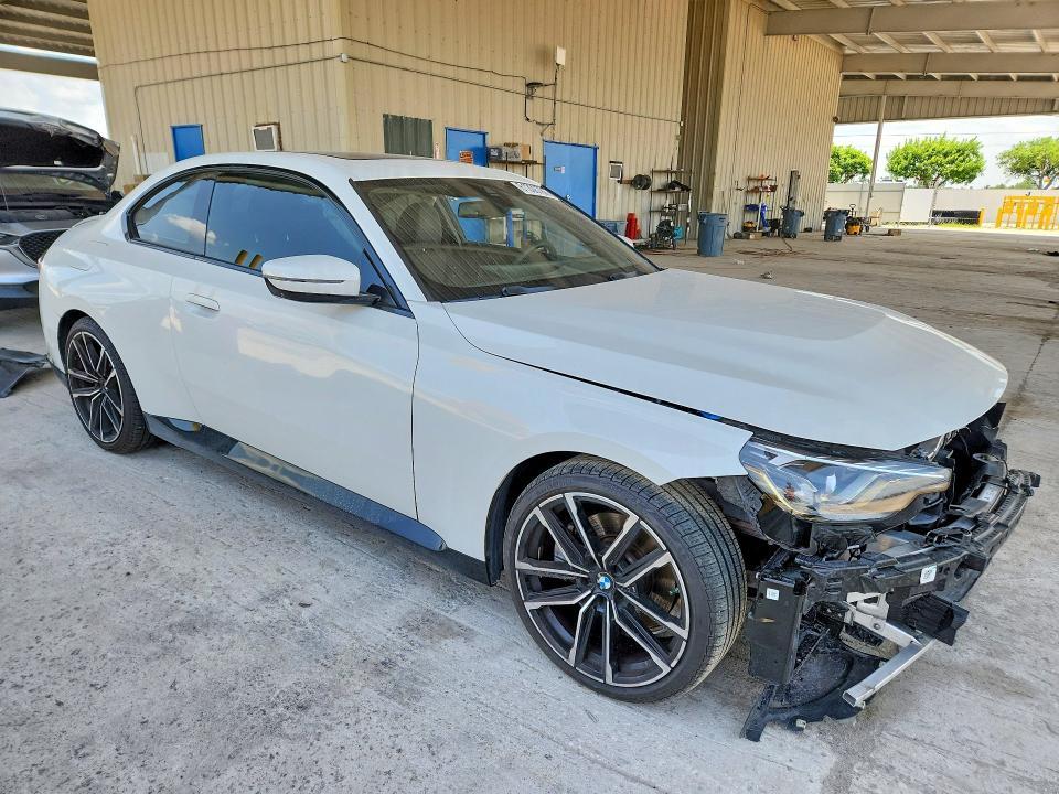 3MW23CM04R8E88817 2024 BMW 230I photo no. 4