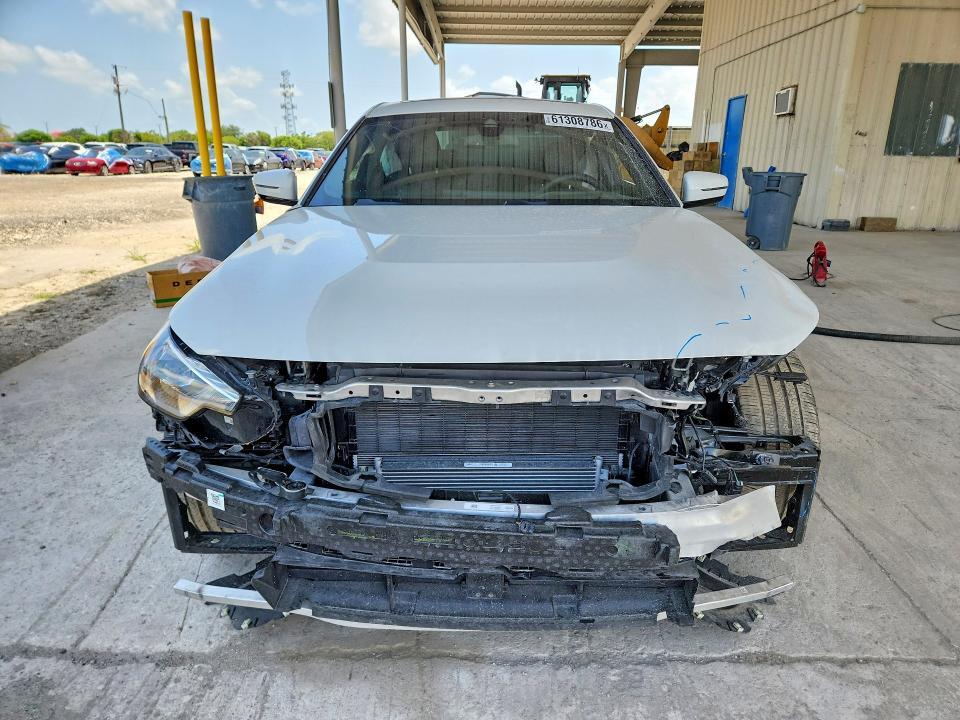 3MW23CM04R8E88817 2024 BMW 230I photo no. 5