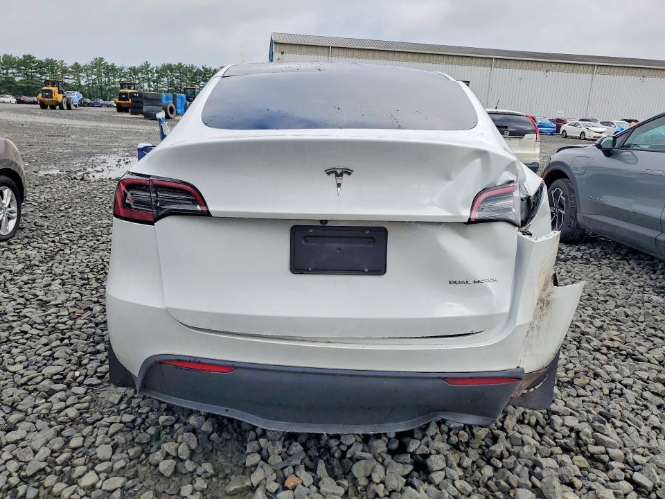 2023 TESLA MODEL Y — Фото 7 из 13