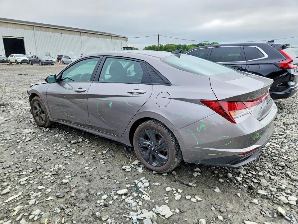 2023 HYUNDAI ELANTRA SEL — Фото 2 из 12