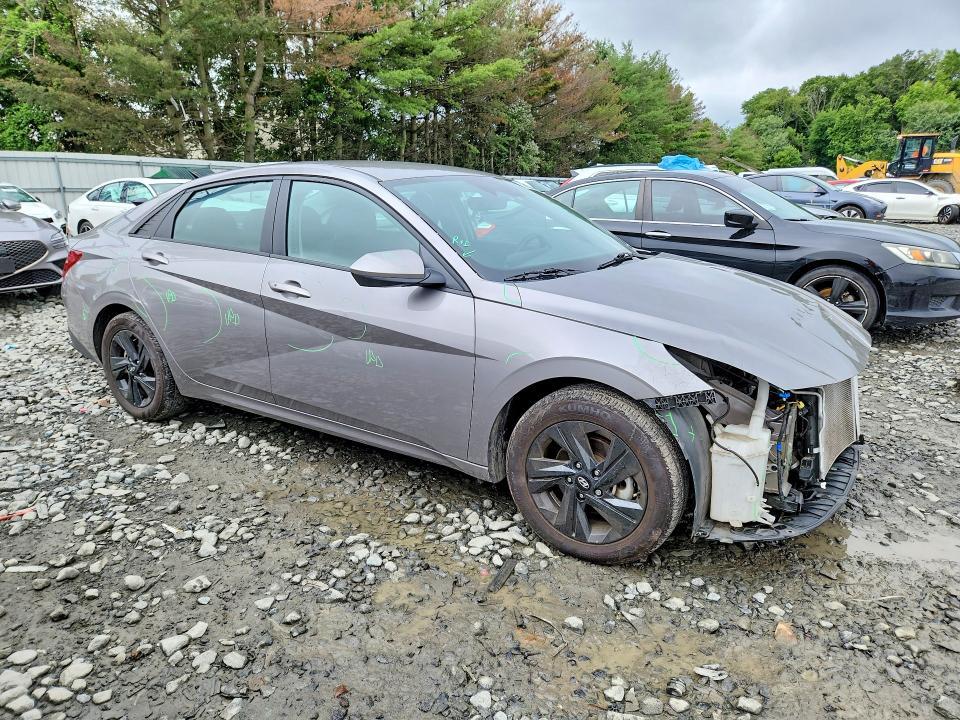 2023 HYUNDAI ELANTRA SEL — Фото 4 из 12
