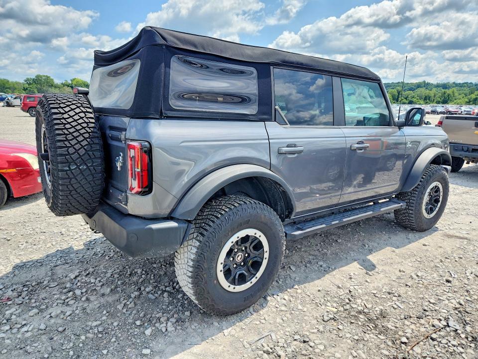 2023 FORD BRONCO BASE — Фото 3 из 12