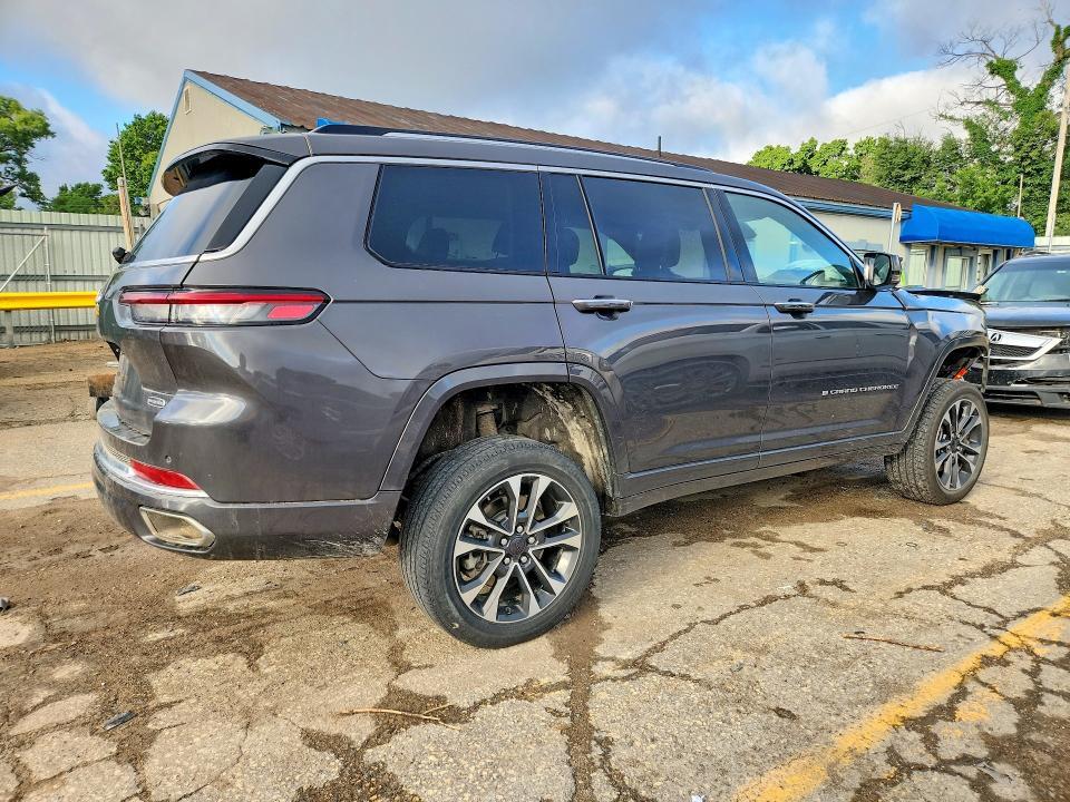 2023 JEEP GRAND CHEROKEE L OVERLAND — Фото 3 из 13