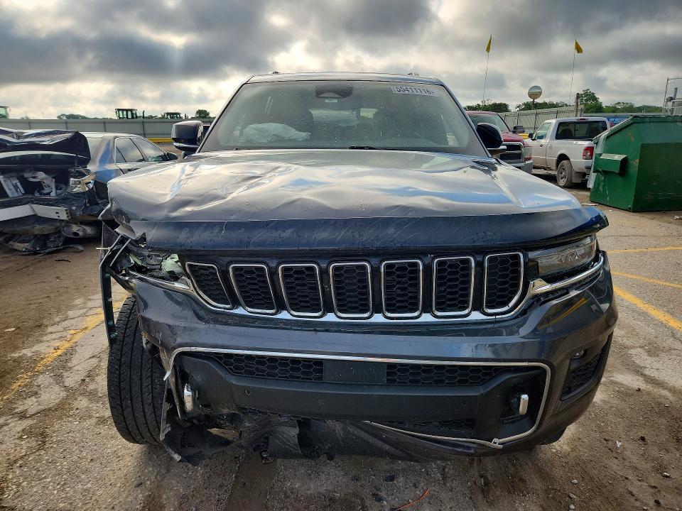 2023 JEEP GRAND CHEROKEE L OVERLAND — Фото 5 из 13
