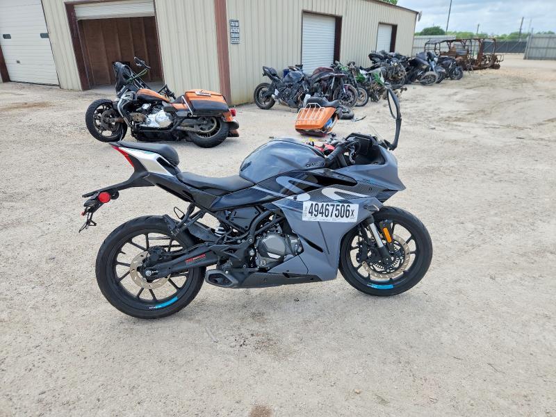 2023 CF MOTO 300SS LCEPDPL3XP6000306
