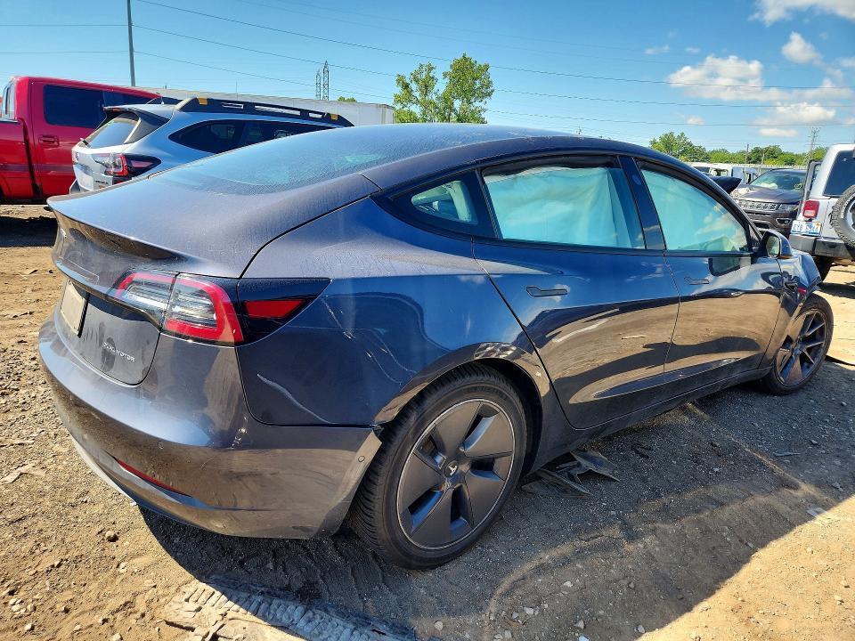 2022 TESLA MODEL 3 — Фото 3 из 12
