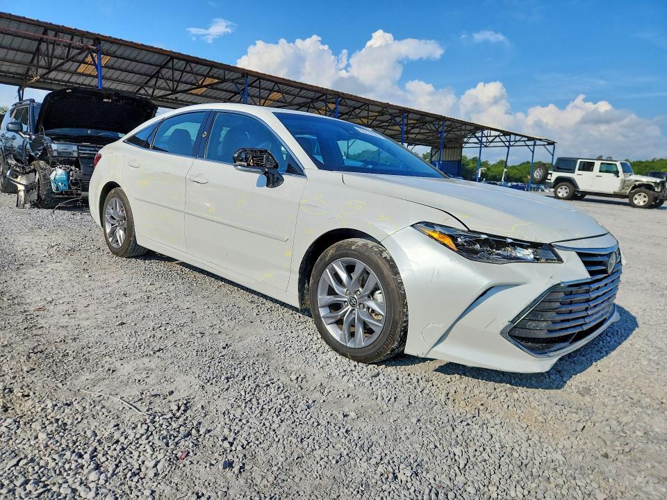 4T1AA1AB7NU014903 2022 TOYOTA AVALON photo no. 4