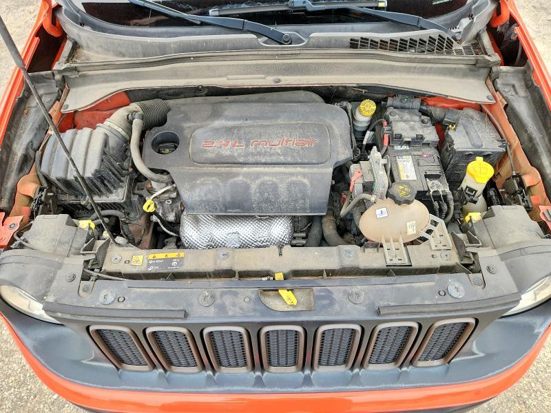 2016 JEEP RENEGADE LATITUDE — Фото 11 из 12
