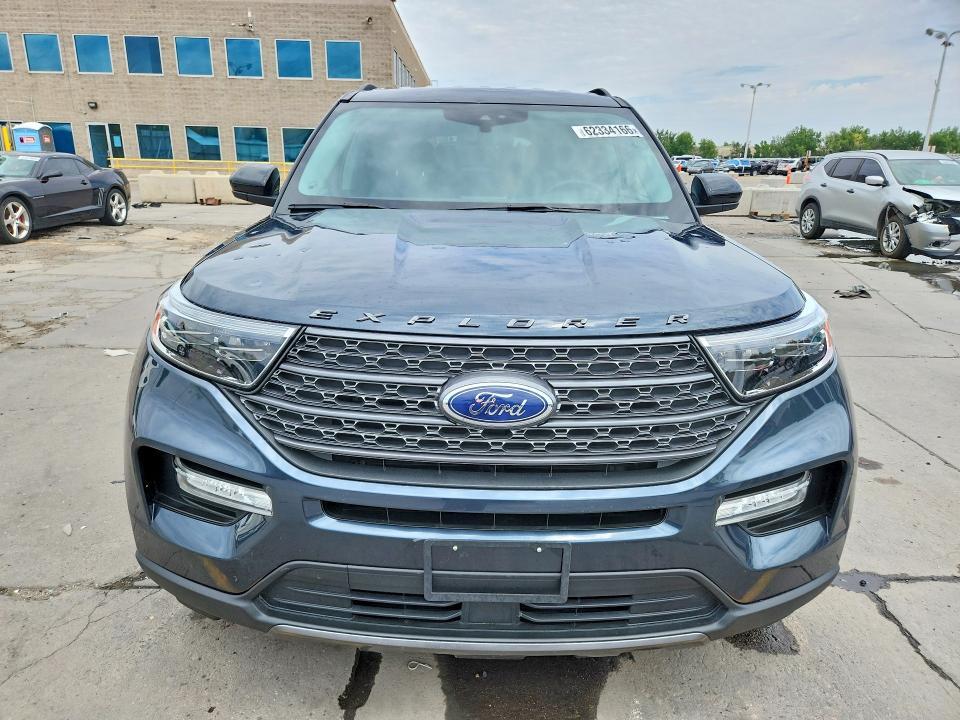 2022 FORD EXPLORER XLT — Фото 5 из 13