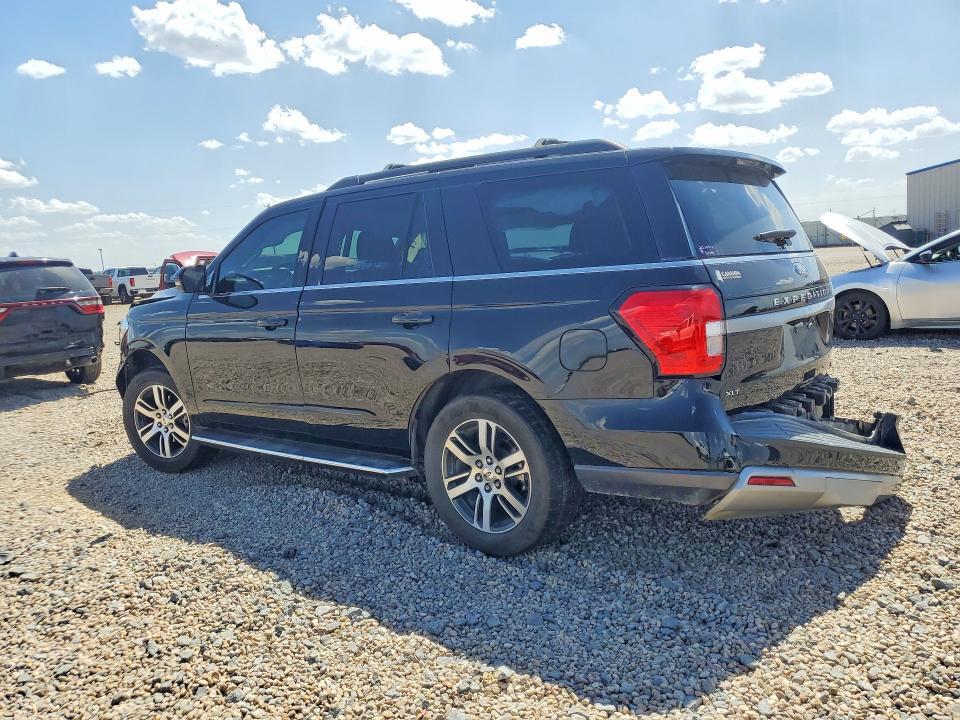 2022 FORD EXPEDITION XLT — Фото 2 из 13