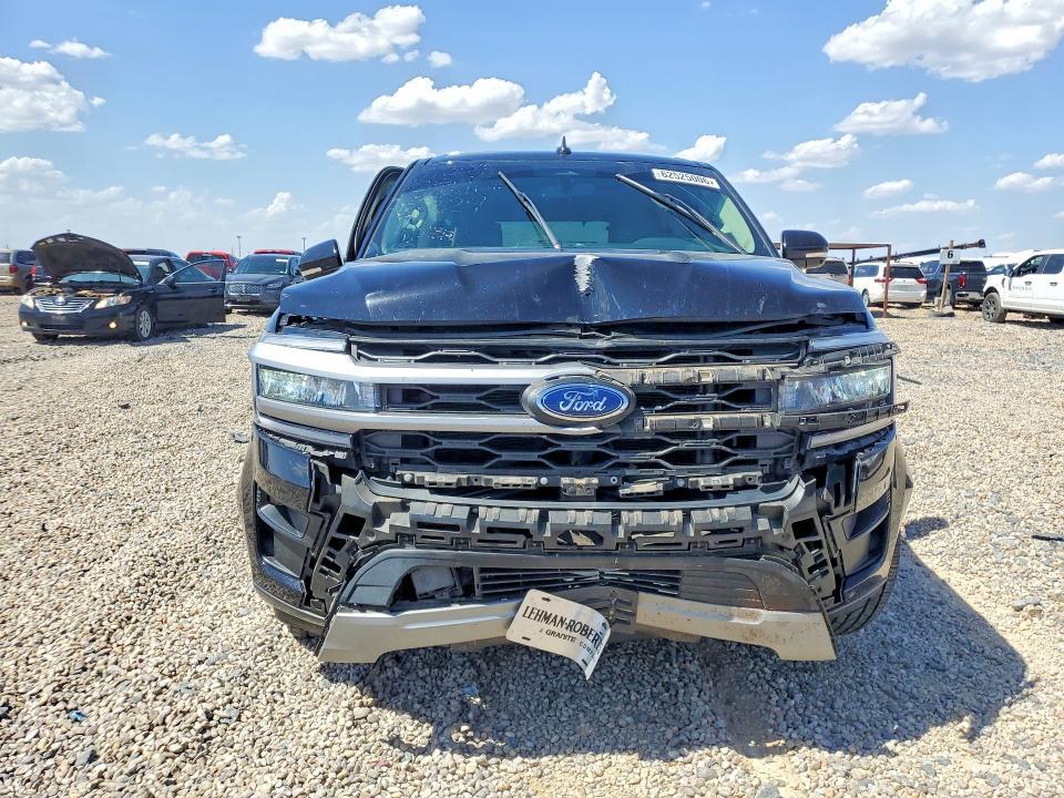 2022 FORD EXPEDITION XLT — Фото 5 из 13