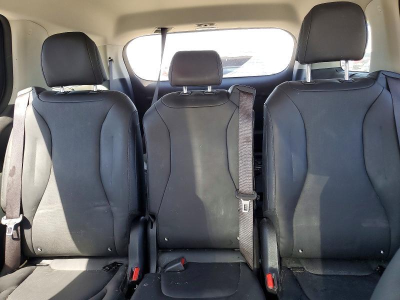 2022 KIA CARNIVAL EX — Фото 10 из 13