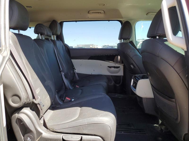 2022 KIA CARNIVAL EX — Фото 11 из 13
