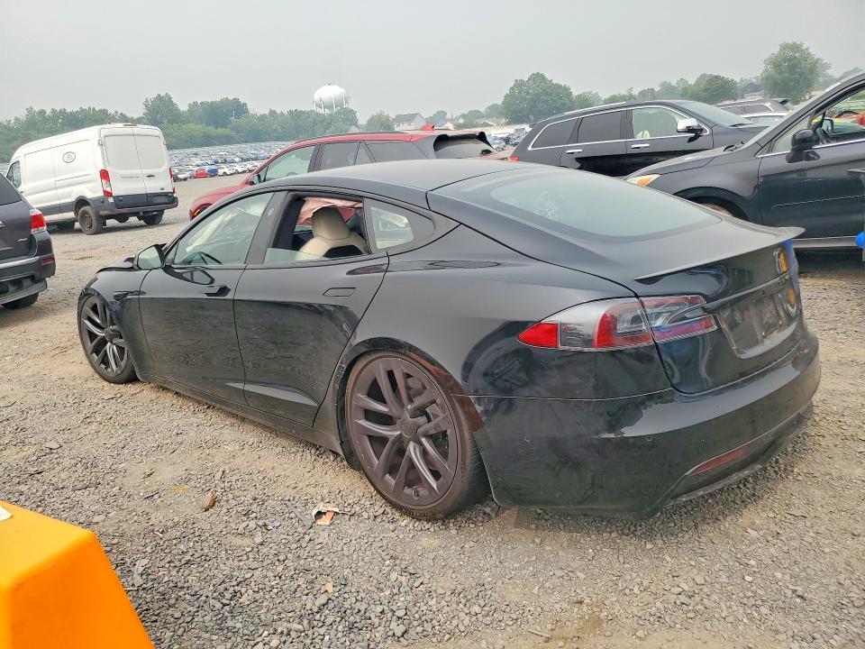 5YJSA1E65MF444085 2021 TESLA MODEL S photo no. 2