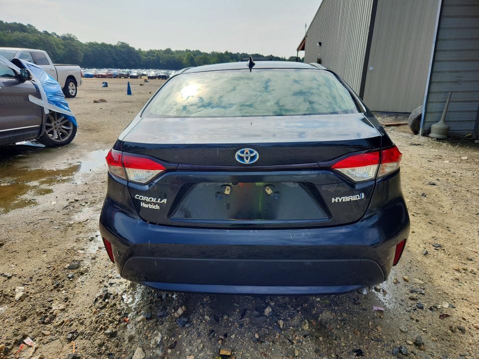 JTDEAMDE1MJ021763 2021 TOYOTA COROLLA photo no. 6