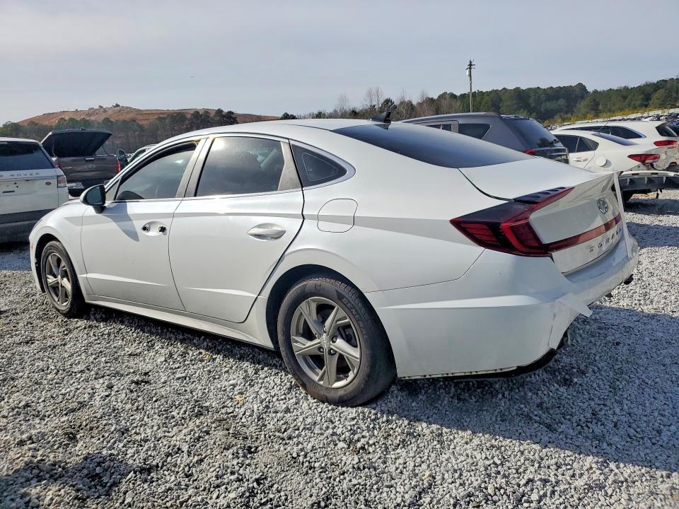 2021 HYUNDAI SONATA SE — Фото 2 из 12
