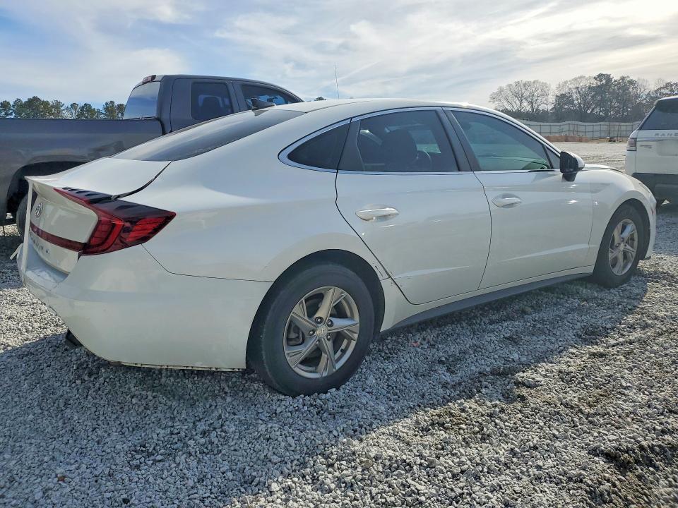 2021 HYUNDAI SONATA SE — Фото 3 из 12