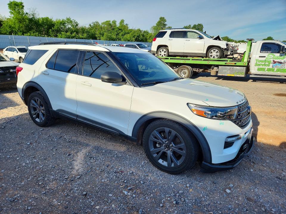 2021 FORD EXPLORER XLT — Фото 4 из 14