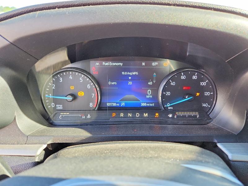 2021 FORD EXPLORER XLT — Фото 9 из 14