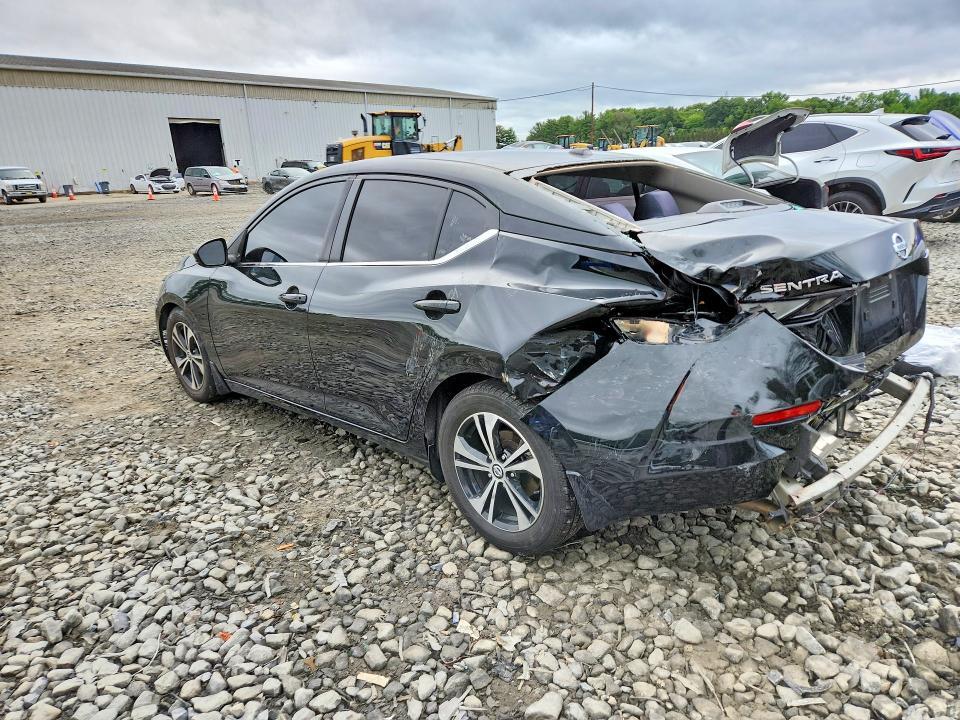 2020 NISSAN SENTRA SV — Фото 2 из 13