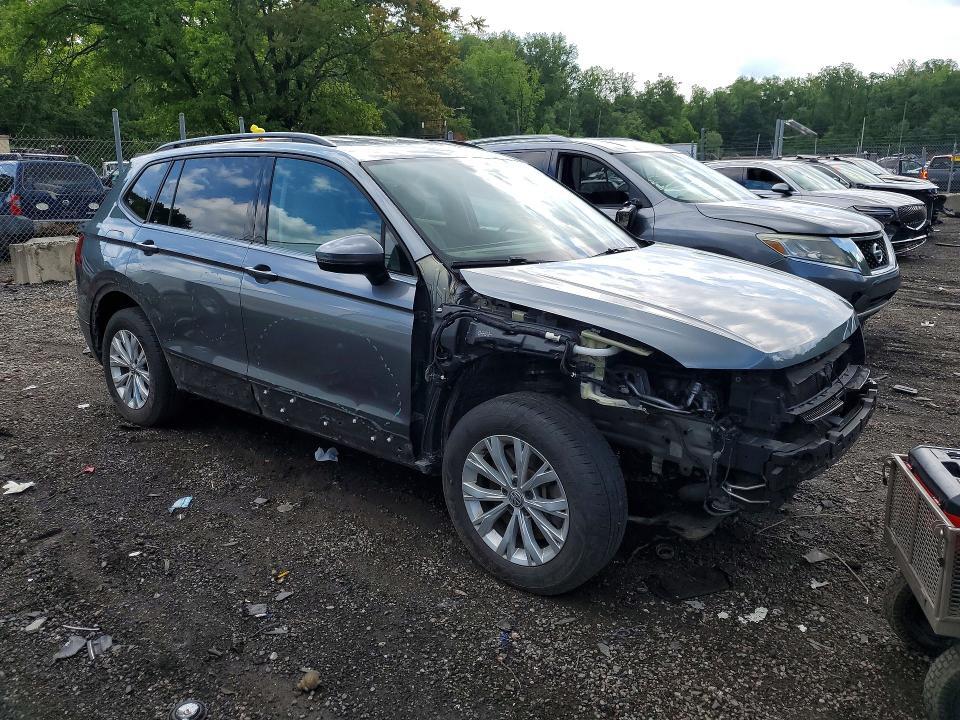 3VV1B7AX9LM180794 2020 VOLKSWAGEN TIGUAN photo no. 4