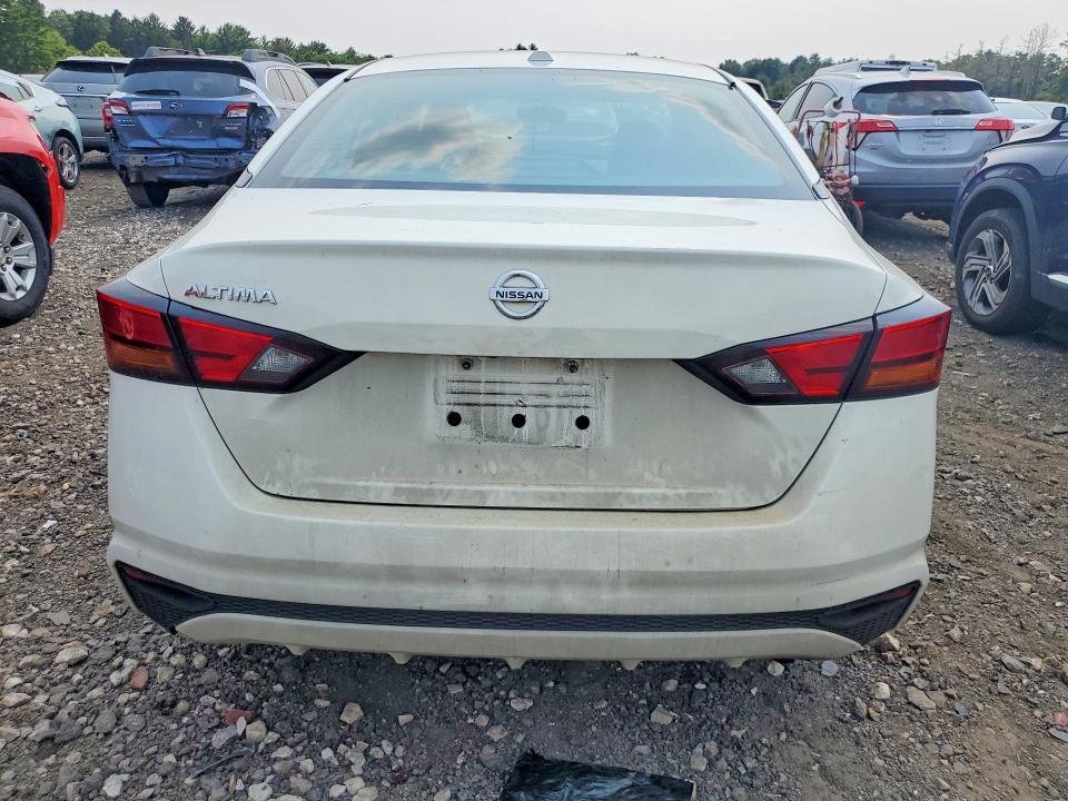 2020 NISSAN ALTIMA S — Фото 6 из 12