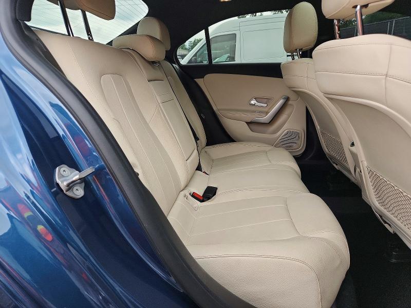 2020 MERCEDES-BENZ A 220 4MATIC — Фото 10 из 12