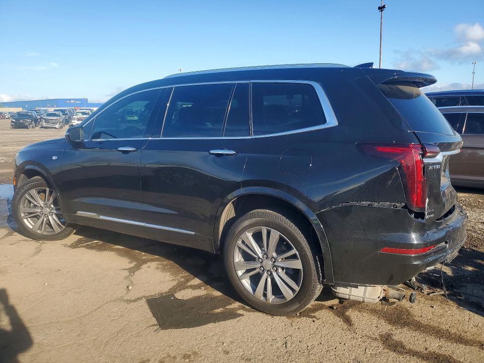 2020 CADILLAC XT6 PREMIUM LUXURY — Фото 2 из 13
