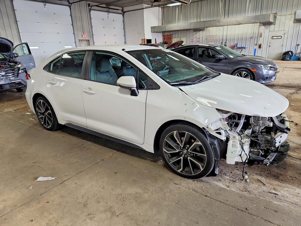 2020 TOYOTA COROLLA SE — Фото 4 из 13
