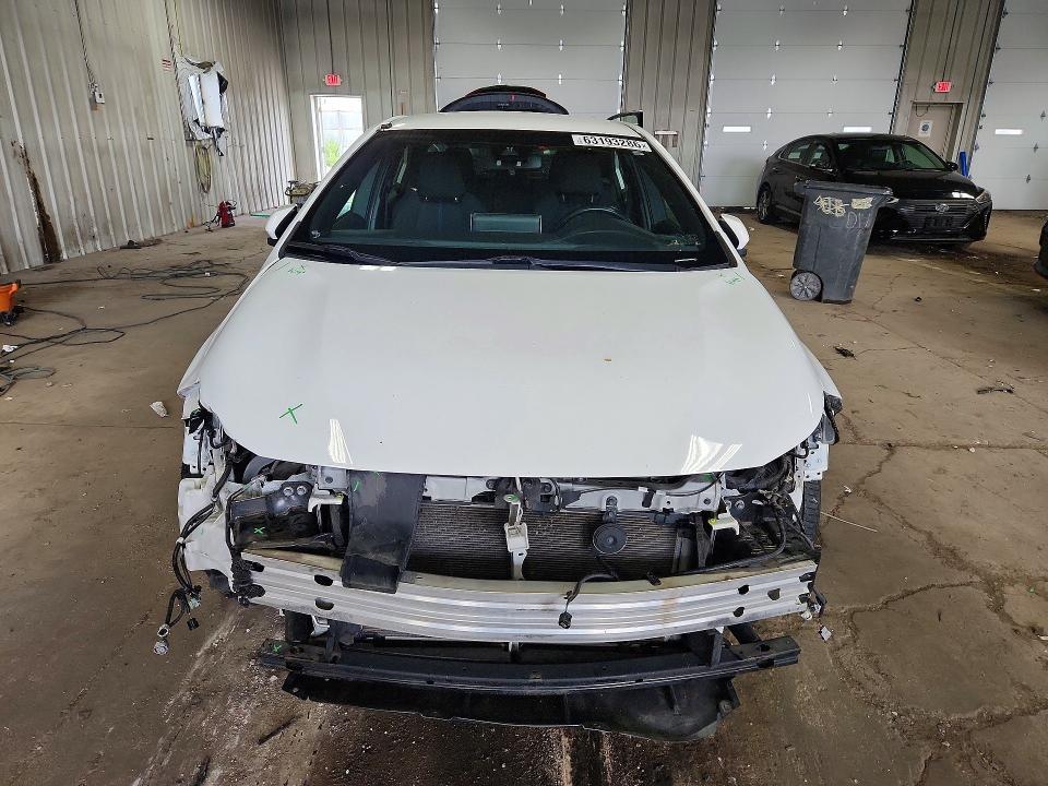 2020 TOYOTA COROLLA SE — Фото 5 из 13