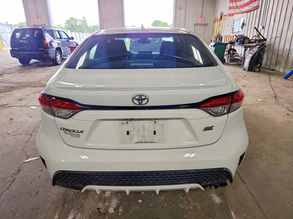 2020 TOYOTA COROLLA SE — Фото 6 из 13
