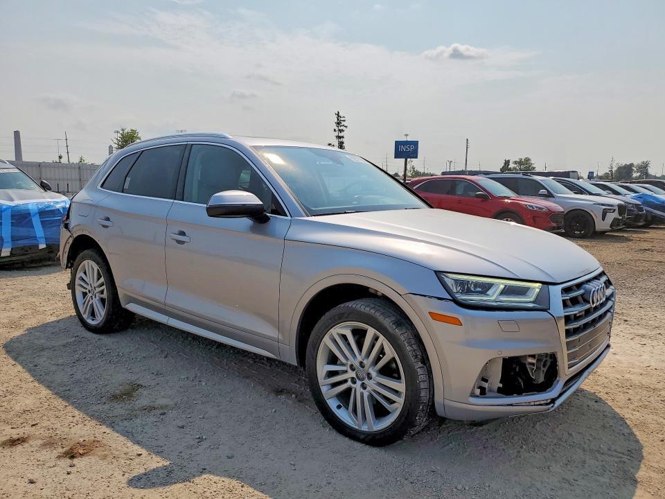 WA1BNAFY2L2046008 2020 AUDI Q5 photo no. 4