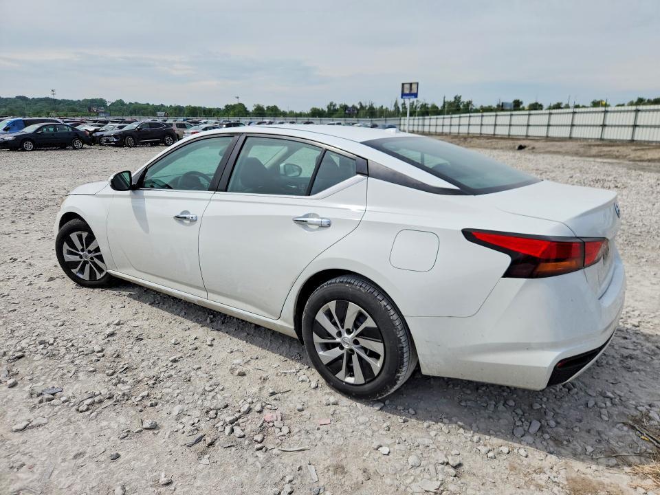 2020 NISSAN ALTIMA S — Фото 2 из 12