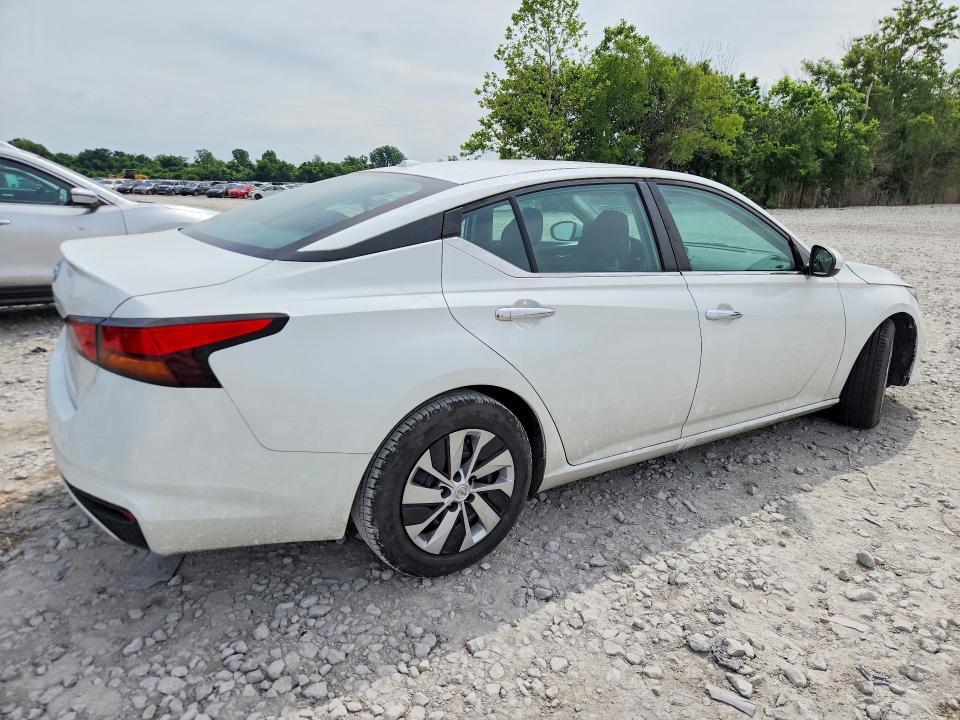 2020 NISSAN ALTIMA S — Фото 3 из 12