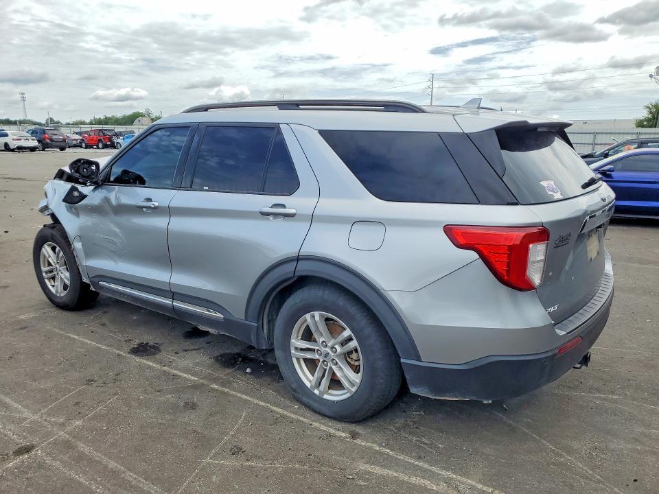 1FMSK7DH2LGA10547 2020 FORD EXPLORER photo no. 2