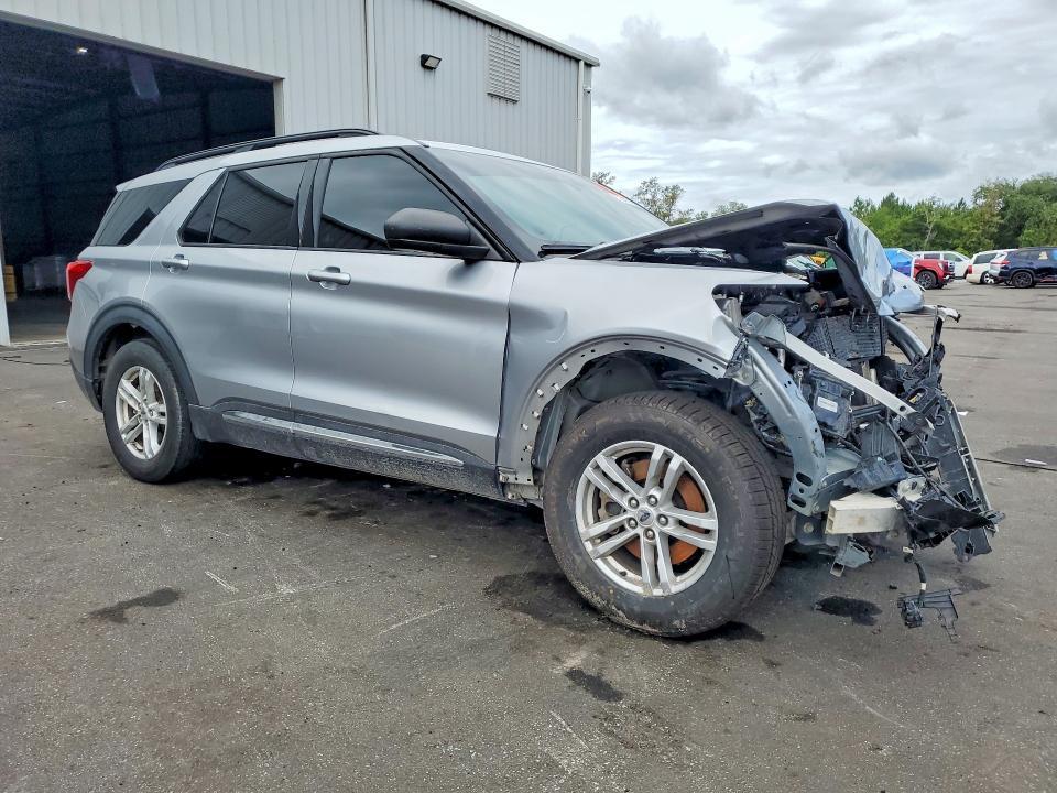 1FMSK7DH2LGA10547 2020 FORD EXPLORER photo no. 4