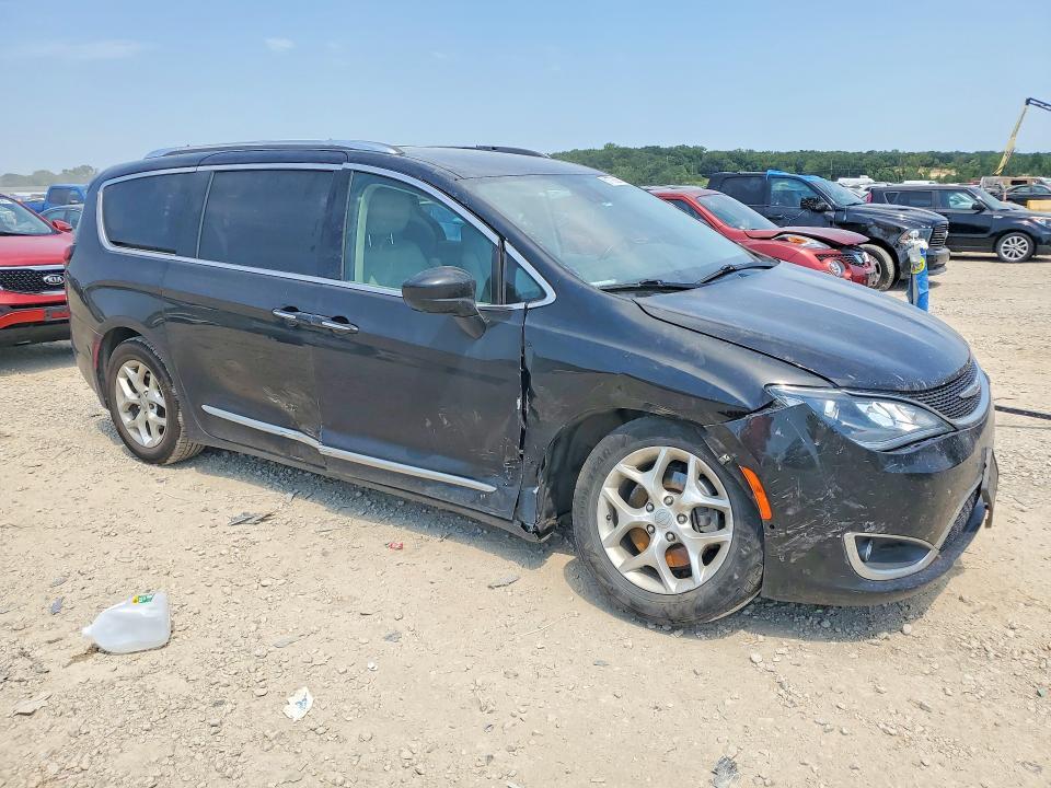 2020 CHRYSLER PACIFICA TOURING L PLUS — Фото 4 из 13