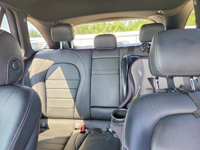 2019 MERCEDES-BENZ GLC 300 4MATIC — Фото 10 из 13