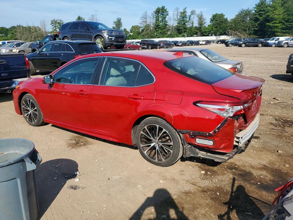 2019 TOYOTA CAMRY SE — Фото 2 из 12