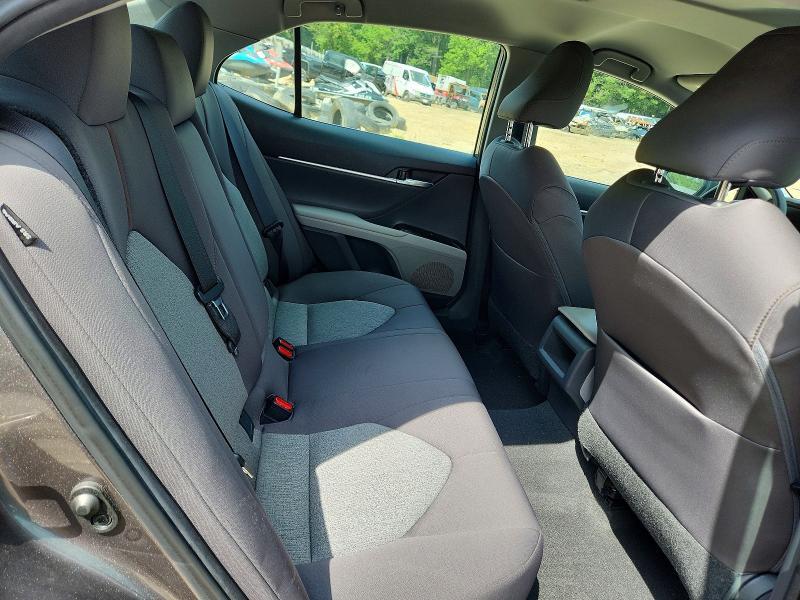 2019 TOYOTA CAMRY LE — Фото 10 из 12